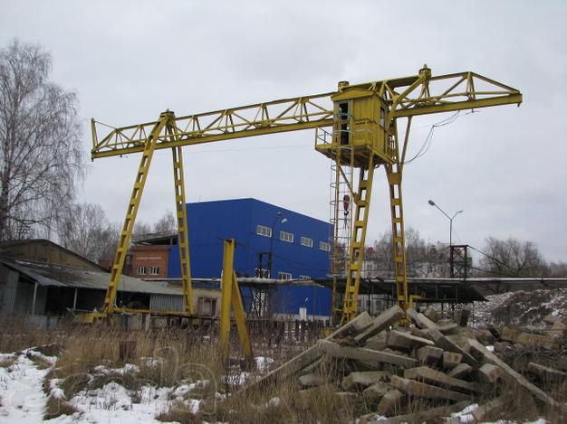 Продаётся кран козловой грузоподъёмностью 5 тонн. В рабочем состоянии.