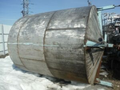 Ёмкости нержавеющие, объём -10 куб.м., вертикальные, с мешалками и без мешалок