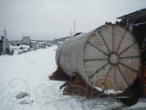 Ёмкость нержавеющая, объём - 2 куб.м., горизонтальная