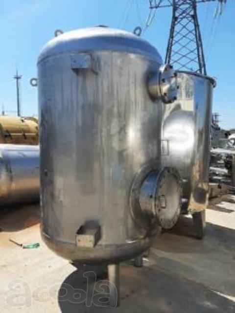 Ёмкости нержавеющие (насыпной фильтр), объём - 2,2 куб.м., вертикальные