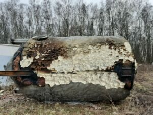 Ёмкости нержавеющие, объём -20 куб.м., вертикальные