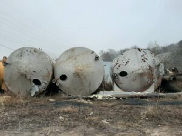 Ёмкости нержавеющие, объём -20 куб.м., горизонтальные, с рубашкой