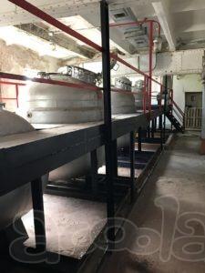 Сборники нержавеющие, объём - 3,2 куб.м., вертикальные, с рубашкой