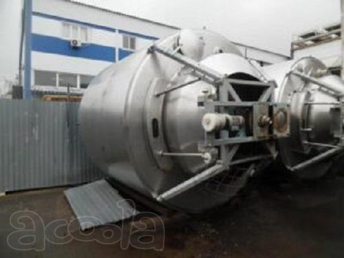Сыроизготовители закрытого типа пр-во Alfa-Laval, объём 17 куб.м., вертикальные