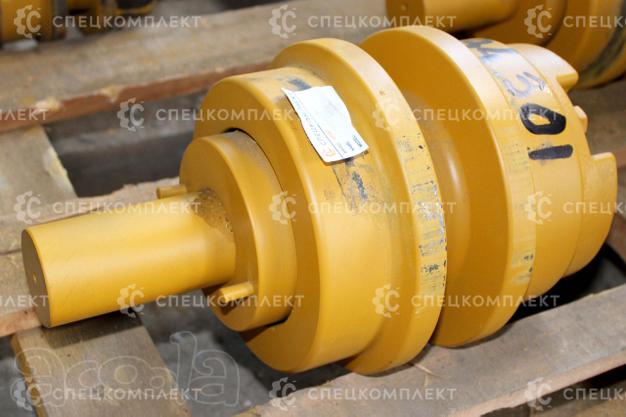 Каток поддерживающий Hyundai R210 81EM-10030BG