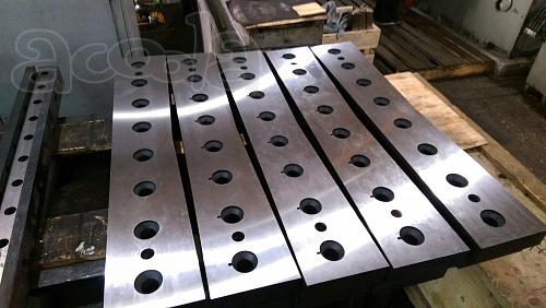 Ножи гильотинные в наличии 670х60х25, 625х60х25, 520х75х25, 540х60х16, 570х75х25, 570х75х27. Ножи для дробилок. Ножи корончаные 40х40х24, 40х40х25. Шлифовка ножей для гильотин.