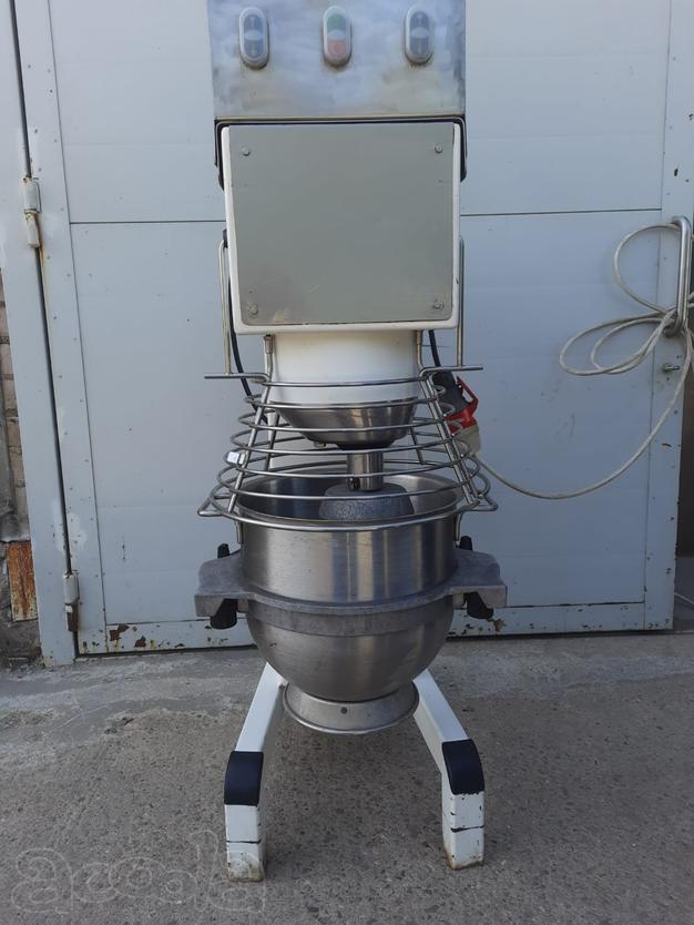 Миксер планетарный Bear varimixer AR40 VL-1S