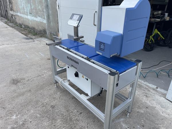 Весовая этикетировочная машина BIZERBA GLM-Emaxx 50