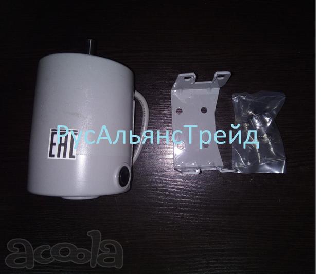Электродвигатель для ручной мешкозашивочной машины.