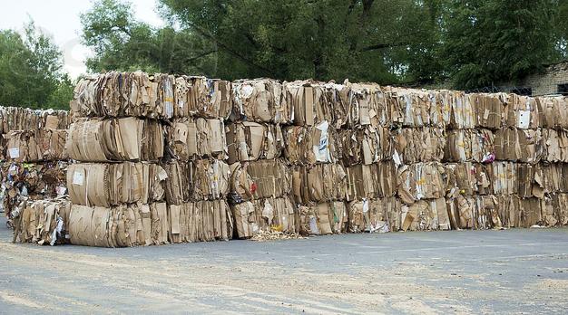 Предприятие переработчик купит макулатуру в больших объёмах!