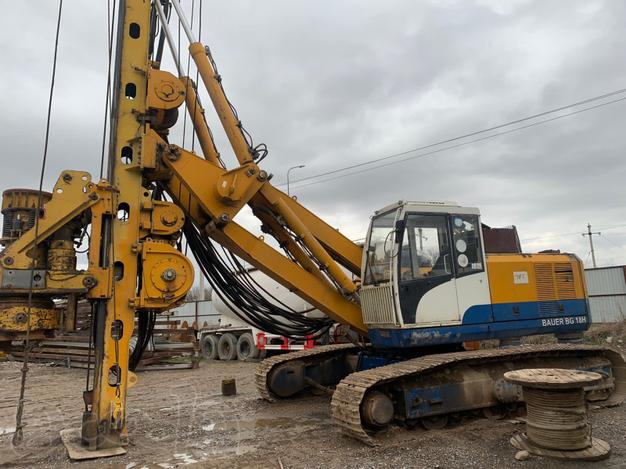 Продам мачту от буровой установки Bauer BG 15